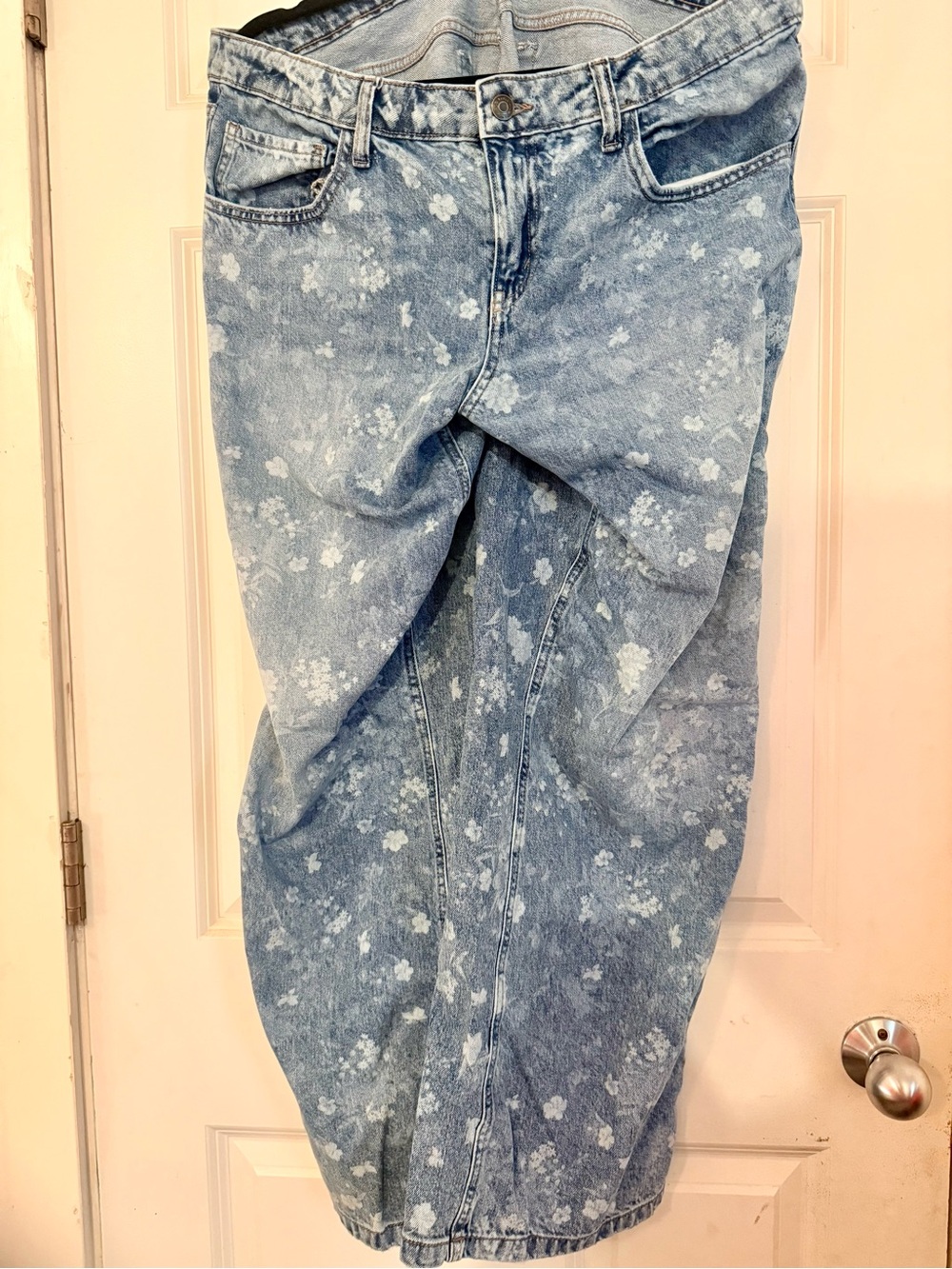 wild fable Light Blue Floral Acid-Wash Boyfriend Jeans